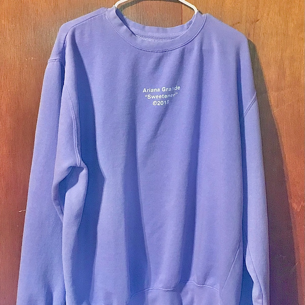 Ariana Grande Sweetener Tracklist Crewneck